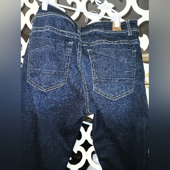 BKE Capri 31 - Picture 3 of 5